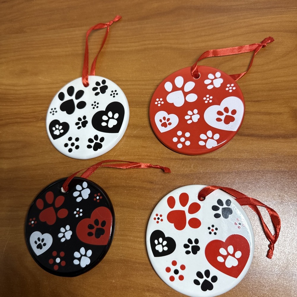 Temp-tations Seasonal Pawfetti Set 4 Ceramic Ornaments Dog Paw Prints
